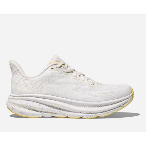HOKA Clifton 9 Schuhe für Damen in White/Lemonade Größe 45 1/3 Weit | Straße