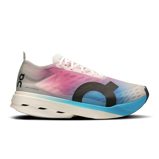 ON RUNNING CLOUDBOOM STRIKE Laufschuhe Herren White | Horizon 42