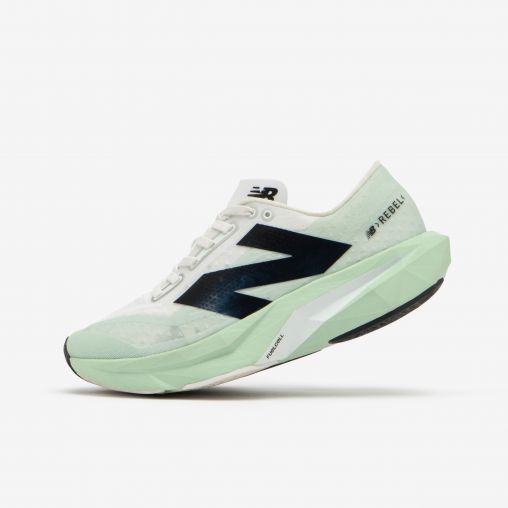 Laufschuhe Damen New Balance - Fuelcell Rebel V4