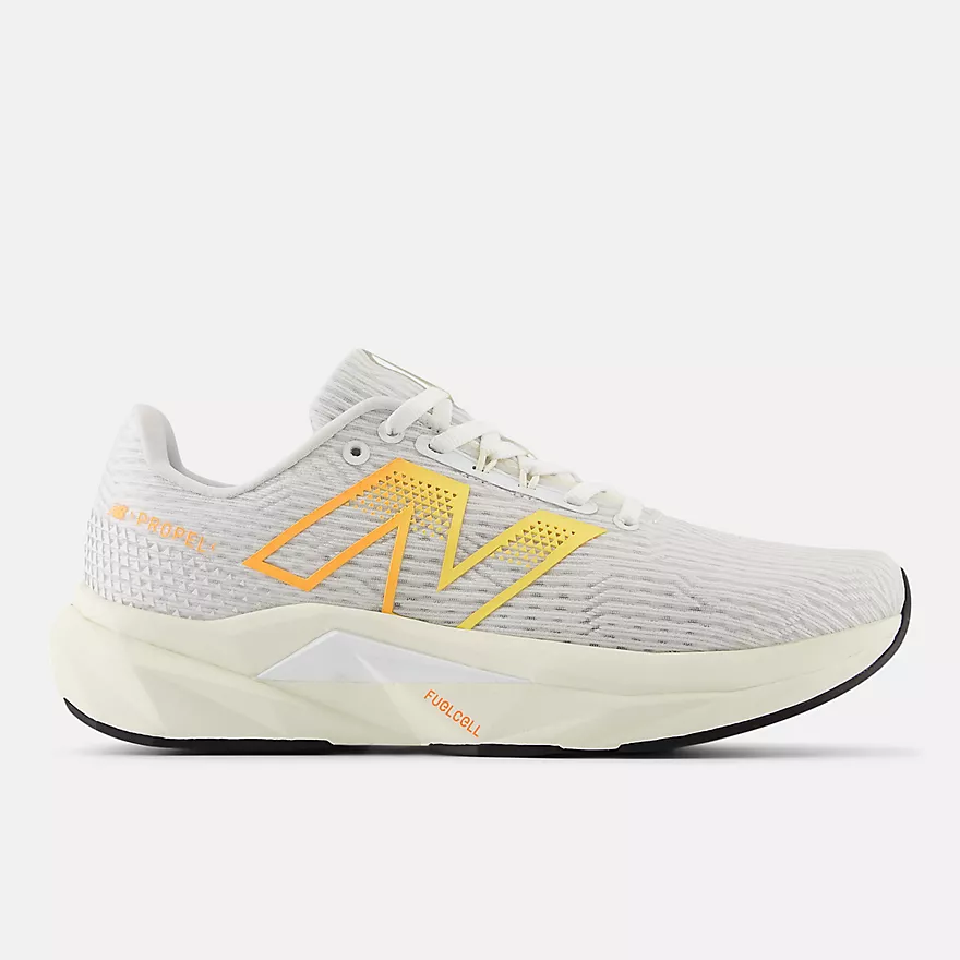 New Balance FuelCell Propel v5 Female